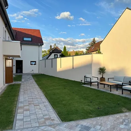 Paradise Apratment By Interhome * Leipzig